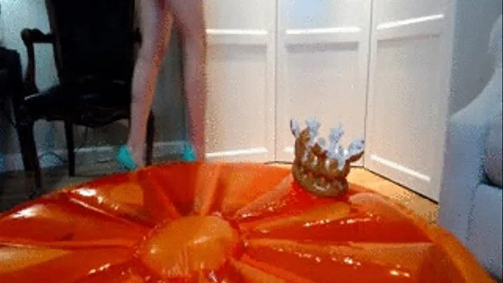 Orange Pop! --Inflatables fetish clip