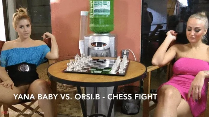 Yana Baby vs Orsi b, Chess Fight - 31'