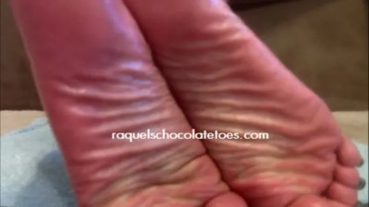 Raquels Chocolatetoes Oiled Wrinkled Soles Upclose