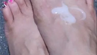 Raquels Chocolatetoes Feet Playing in cum after a Footjob at Wegmans