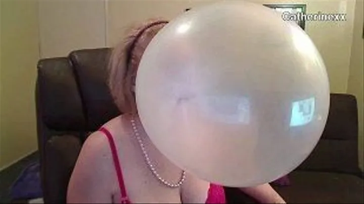 Bubble Gum Fun 21 (Pink Bra and Pearls)
