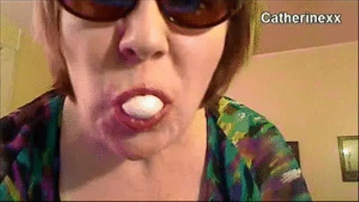 Bubble Gum Fun 6 (Bubbles in Sunglasses)