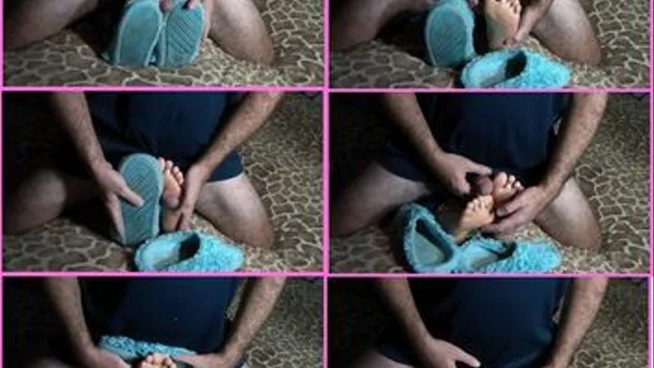 Foot Tease - Fuzzy slippers - blue