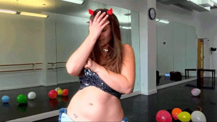 LILLIAS RIGHT EMBARRASSING BUTT NAKED BLOOPERS at DANCE STUDIO : FIRST HALF : FLASHING bush / BIG TITS BOUNCING OUT TOP over & over * 1st HALF ONLY HD wmv