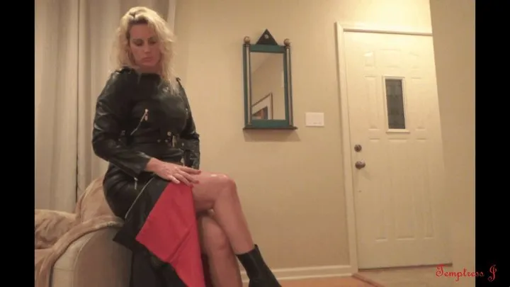 This Exquisite Leather Coat Will Make your Balls Twitch