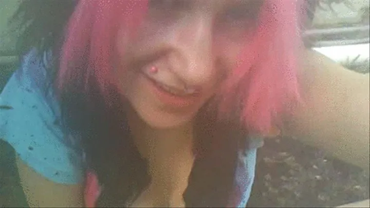 18 YEAR OLD SLUTTY PUNKS MUDDY MASTURBATION!