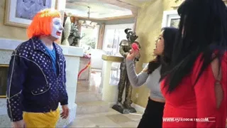 THE REAL HOUSEWIVES FACESIT ON PERVY THE CLOWN feat. AstroDomina & Sophia Stone - PART 2