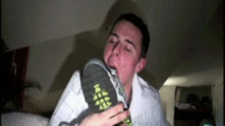 FUCK IN SNEAKERS FETISH GAY