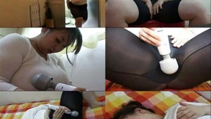 Horny Giantess Plays With Vibrator While You Watch - Full version (Faster Download - )