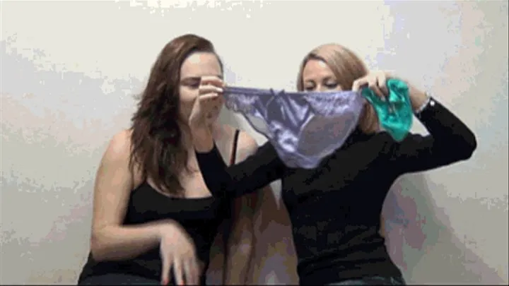 Two heads in panties b