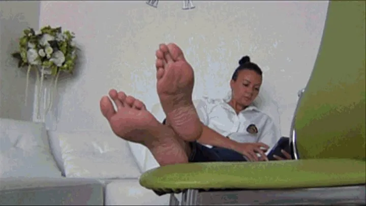 perfect soles of the feet F c