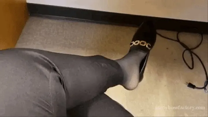 Pantyhose Foot Play in Public 2