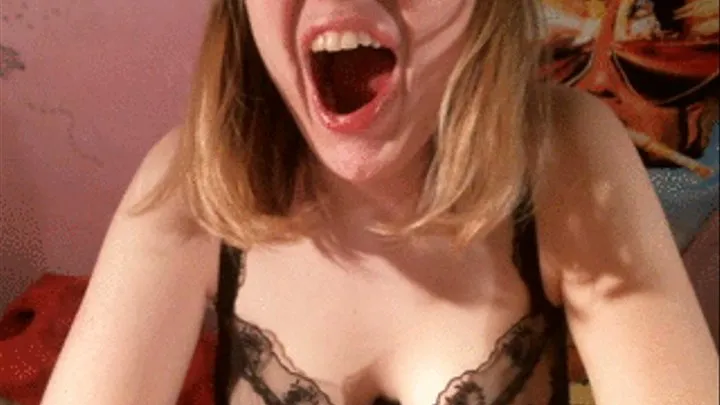 Yawns in bra