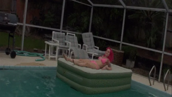 Air Mattress Deflates in Quin's Pool