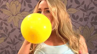 Holly's Balloons