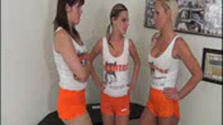 three hooters footjob lo