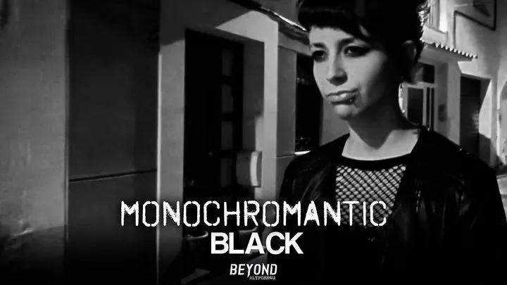 Monochromantic Black