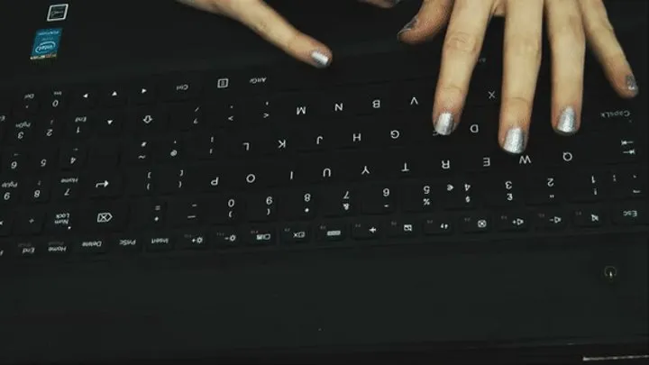 Typing ignore hand fetish