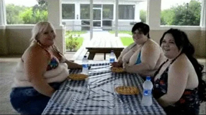 3 BBW Pie Eating Contest