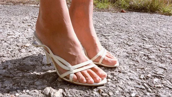 tkone Kristina's pretty feet in sandals