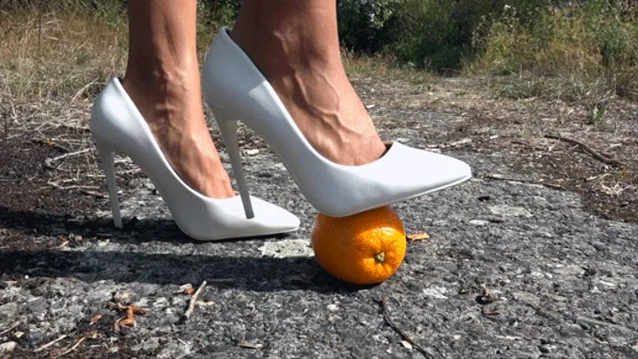 zedac Orange under high heels