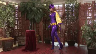 1035 - Kendra James as Batgirl