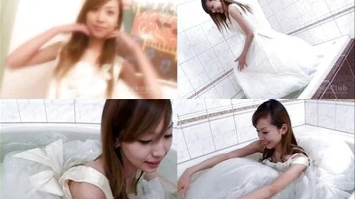 Bathing While In Gown - sh-024 - Part 1 ( - AVI Format)