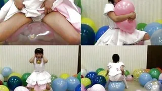 Bear Hugging and Sitting On Balloons!!! - Full version ( - AVI Format)