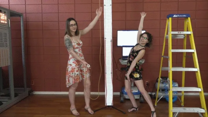 Akira and Bailey Try Out the U-Tube "Womanometer"