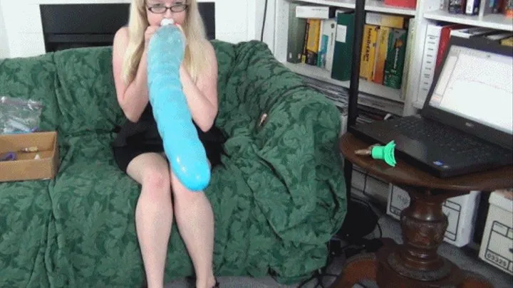 Krystal Blows Balloons Using Musical Instrument Mouthpieces