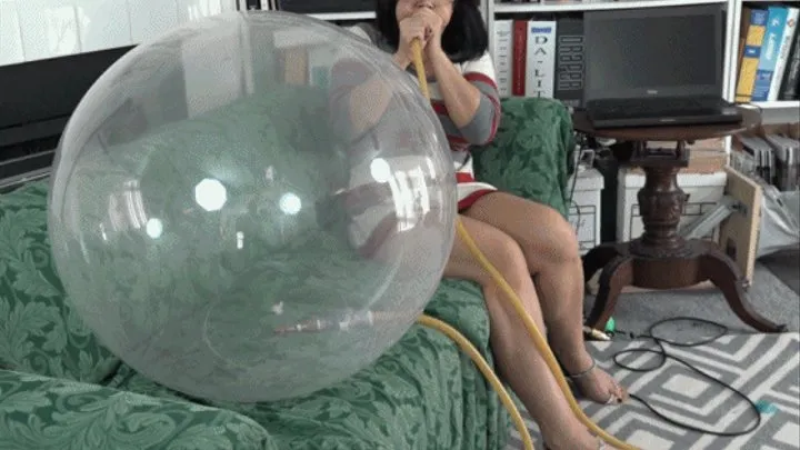 Kimmy Tests a Tiny Wubble Ball