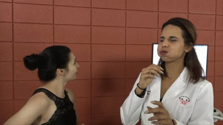 Mandy and Natasha Test Their Cheek Capacity With Grapes