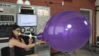 Amo Blows a 24" Round Balloon to Bursting