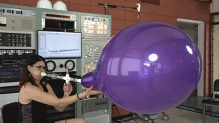 Amo Blows a 24" Round Balloon to Bursting