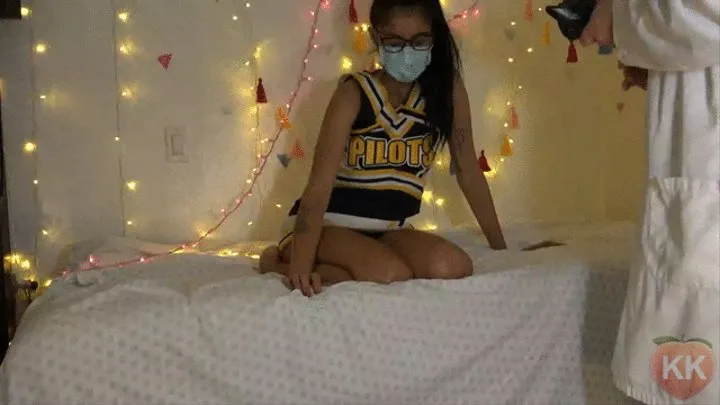 Cheerleader Sneezes on Cock because of Allergies Surprise