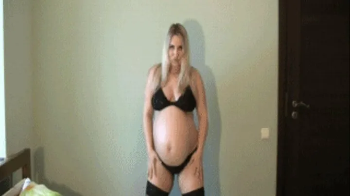 Striptease from the pregnant woman .. )