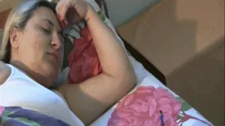 To swallow a few people after a dream . ORDER. (old clip, cheaper ).
