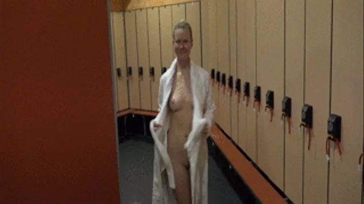 Public Creampie Fick in der Sauna