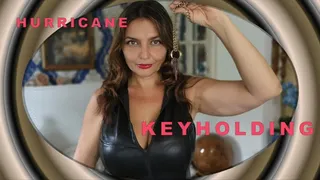 HURRICANE KEY HOLDING by Domina Paulina