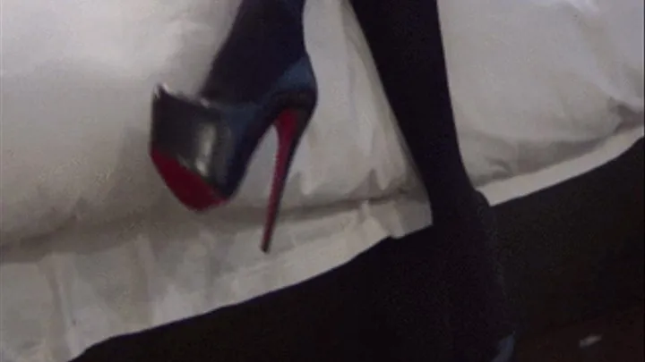 Makayla Divine High Class Call Girl In Louboutin Tease