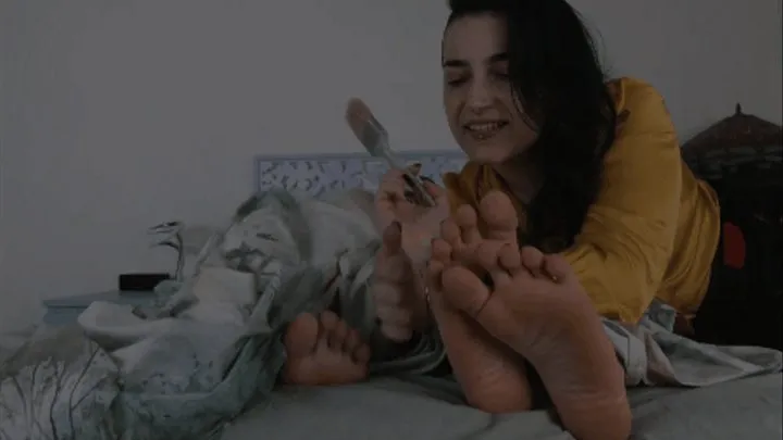 The new cindarella's story ( FOOT FETISH )