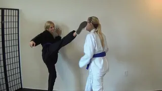 KENDRA LYNN DOMINATES ROXIE RAE WITH HER KARATE FEET