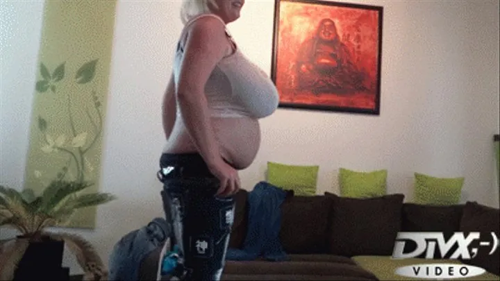 Emilia Boshe Pregnant! Nothing fits anymore!