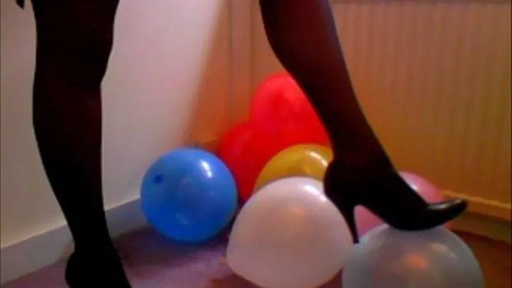 Looner Fun ~ Balloon High Heel & Foot Pop!