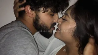 Jonathan and Daniela Kissing Video 4