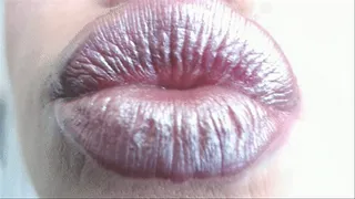 Pink Metallic Liquid Lips
