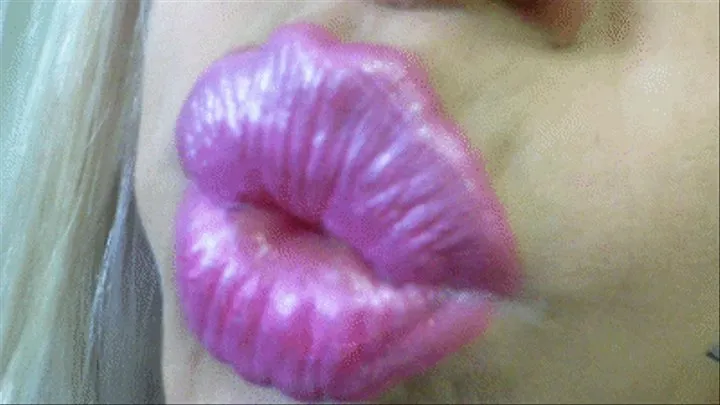 Frosty Pink Glossy Lips