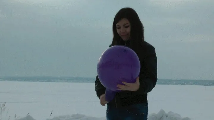 Balloons on the snow.