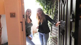 Roxi & Penny in: Meddlesome Girl Snoops Learn That New Neighbours Are Not Always So Welcoming! (Full Adventure)