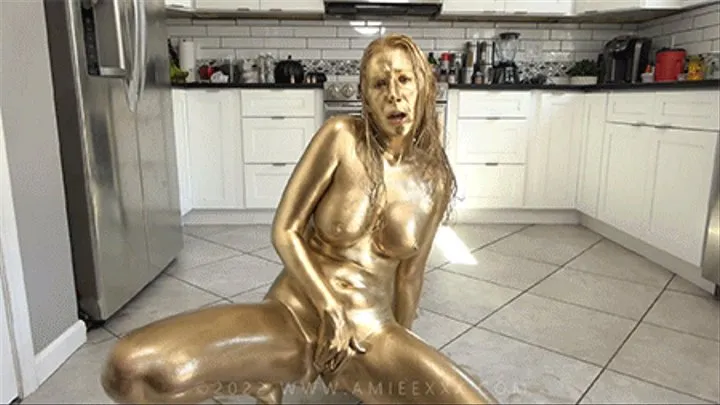 Cum for my gold covered body - Amiee Cambridge [ ]